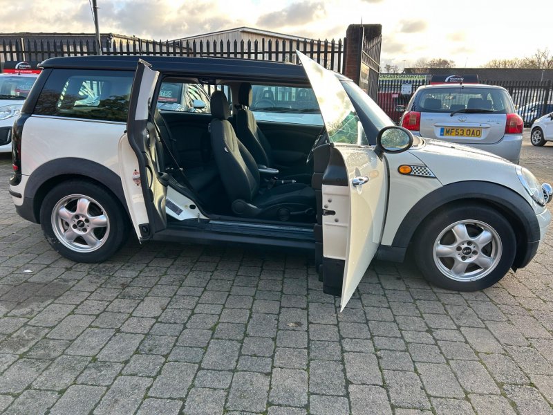 MINI CLUBMAN