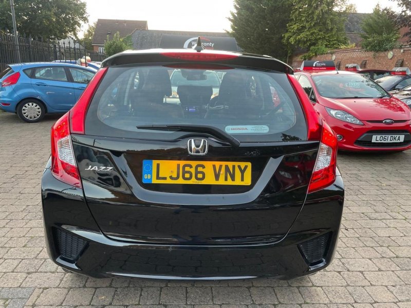 HONDA JAZZ