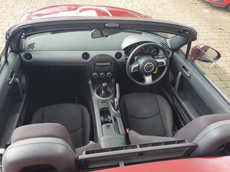 MAZDA MX-5