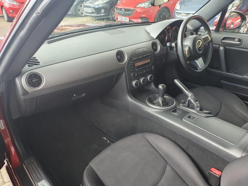 MAZDA MX-5