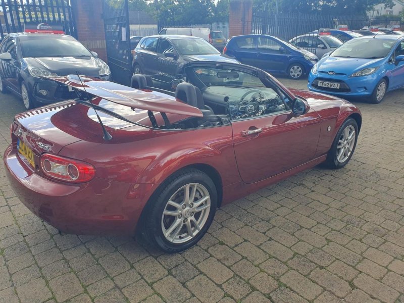MAZDA MX-5