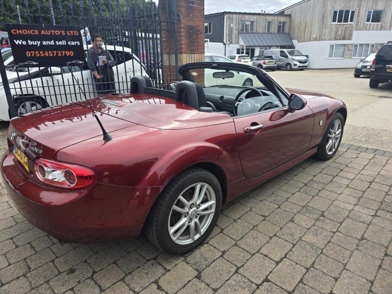 MAZDA MX-5