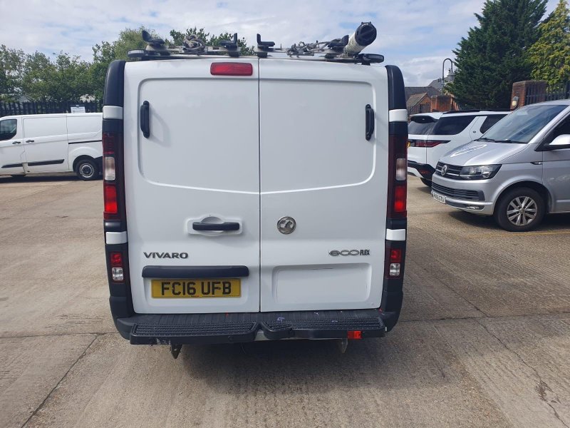 VAUXHALL VIVARO