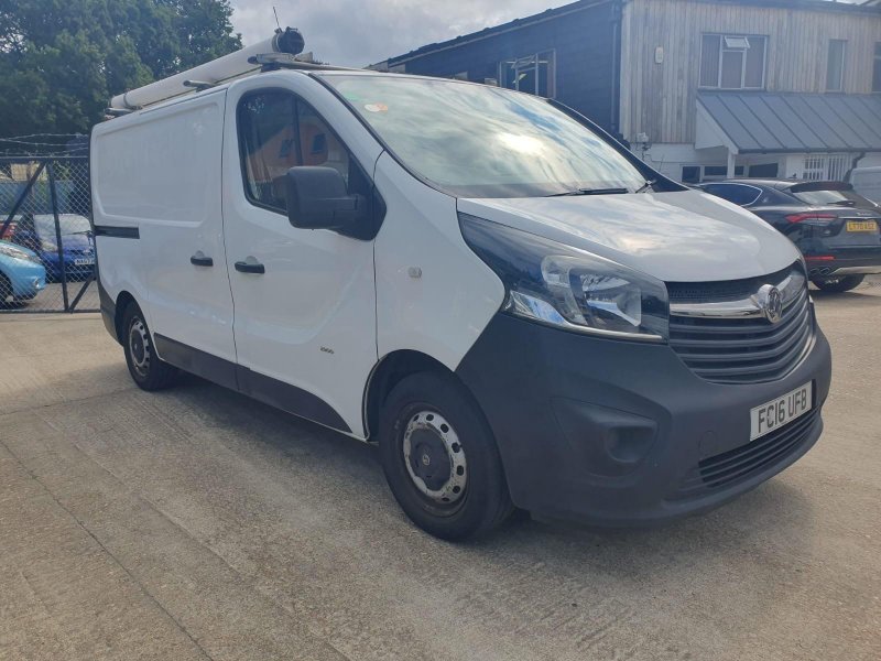 VAUXHALL VIVARO