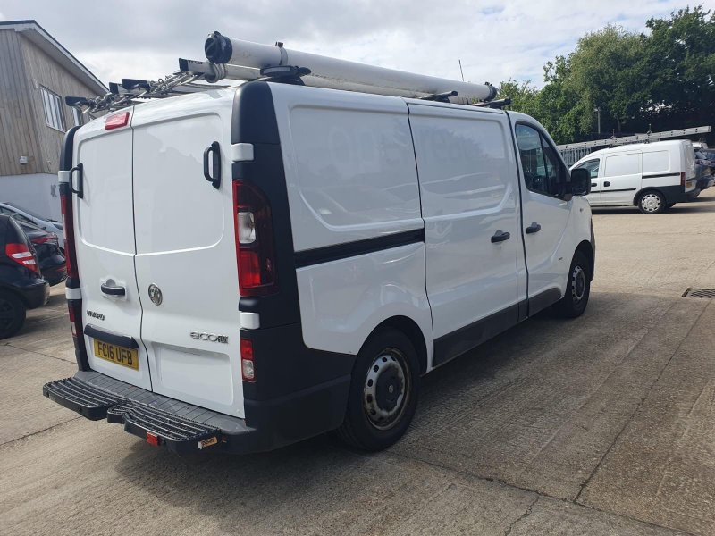 VAUXHALL VIVARO