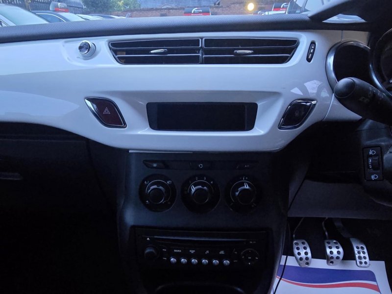 CITROEN DS3