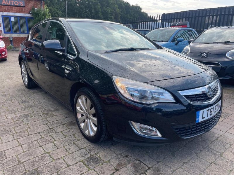 VAUXHALL ASTRA