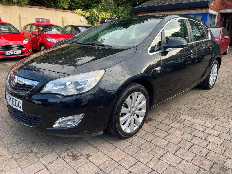 VAUXHALL ASTRA