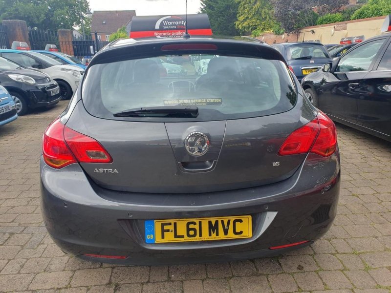 VAUXHALL ASTRA