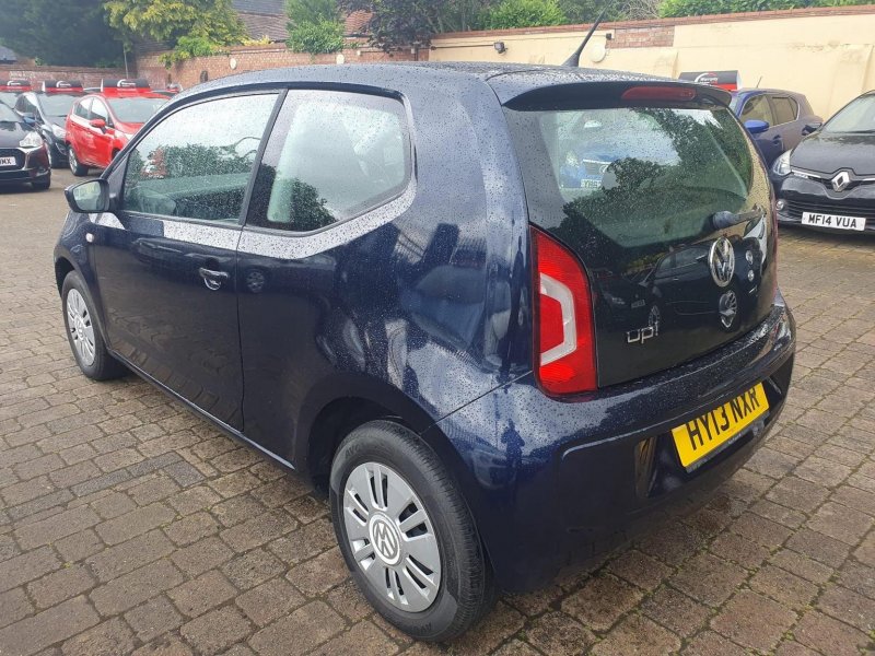 VOLKSWAGEN UP