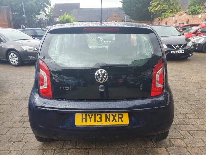 VOLKSWAGEN UP