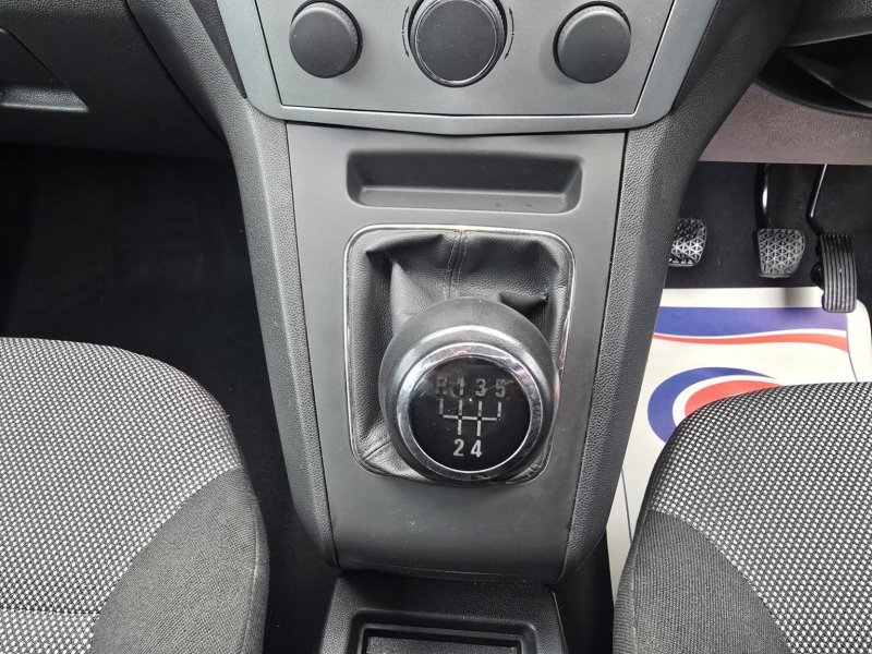VAUXHALL ZAFIRA