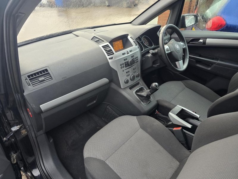 VAUXHALL ZAFIRA