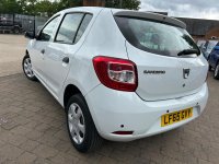 DACIA SANDERO