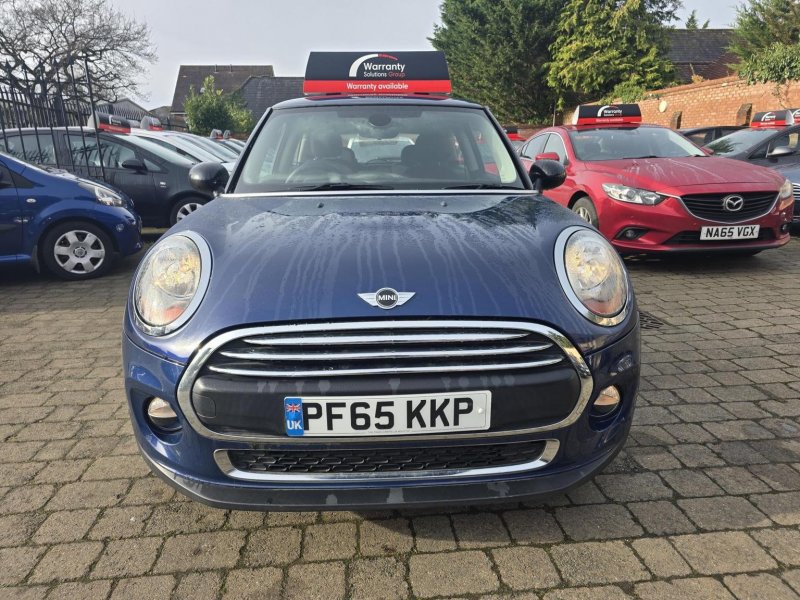 MINI HATCH