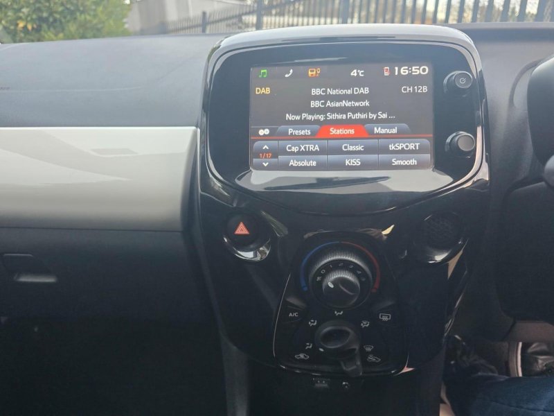 TOYOTA AYGO