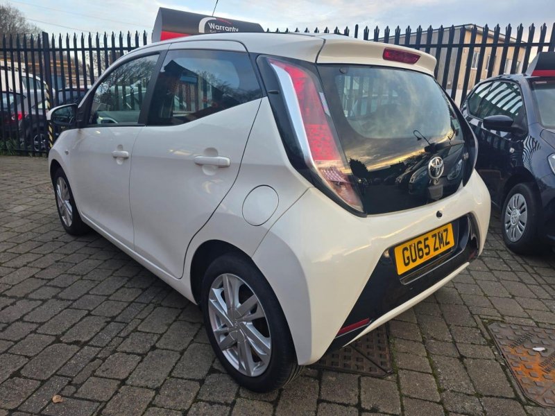 TOYOTA AYGO