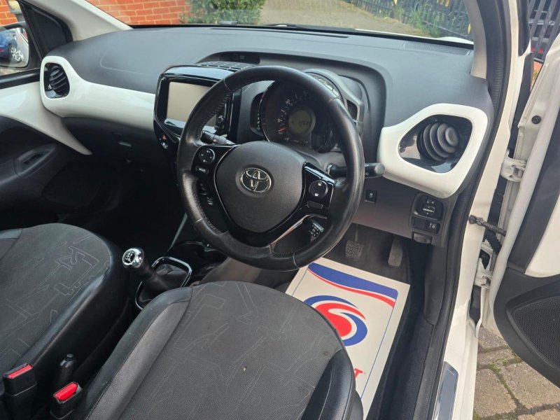 TOYOTA AYGO