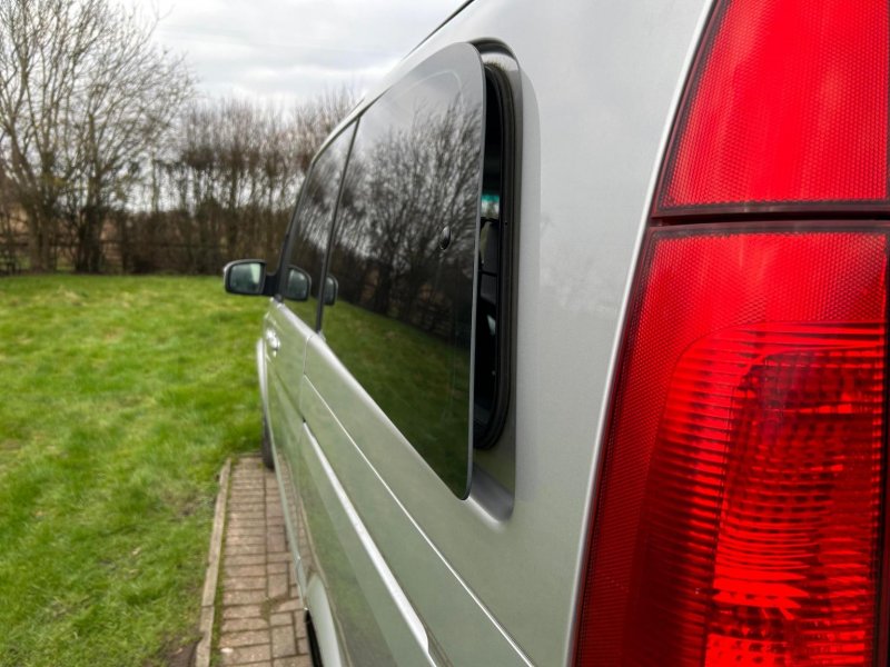 MERCEDES-BENZ VIANO