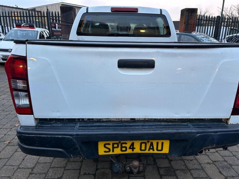 ISUZU D-MAX