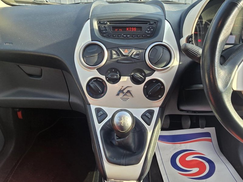 FORD KA