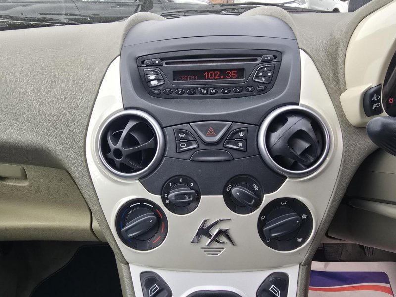 FORD KA
