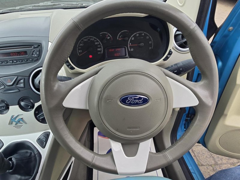 FORD KA