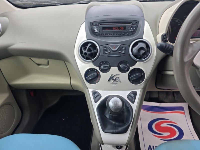 FORD KA