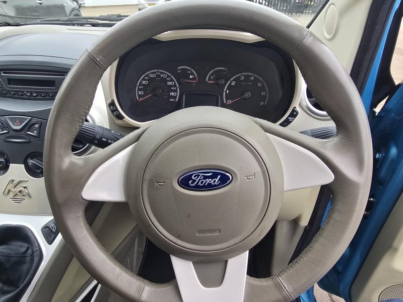 FORD KA