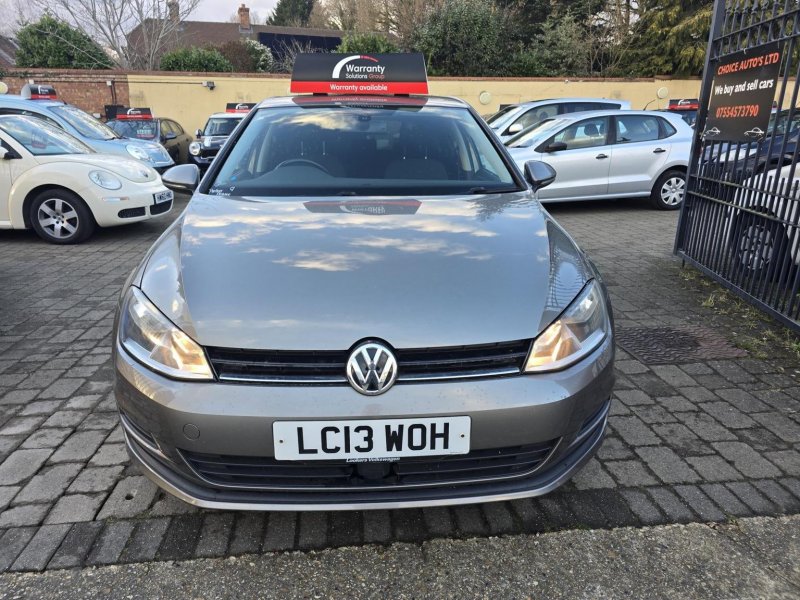 VOLKSWAGEN GOLF