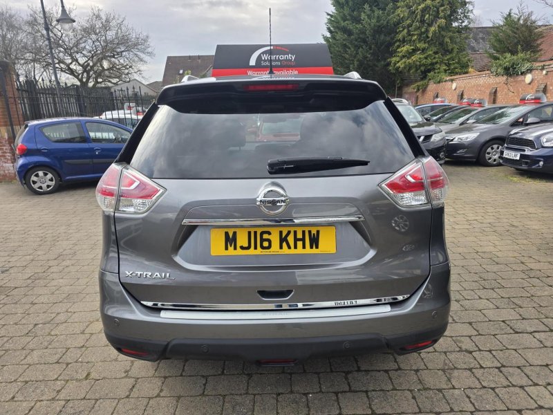 NISSAN X-TRAIL