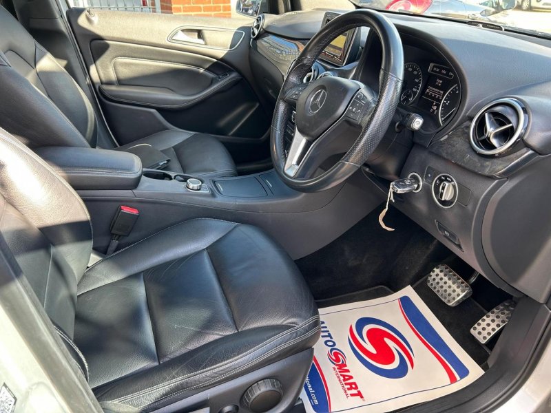 MERCEDES-BENZ B CLASS