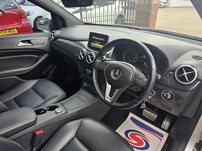 MERCEDES-BENZ B CLASS
