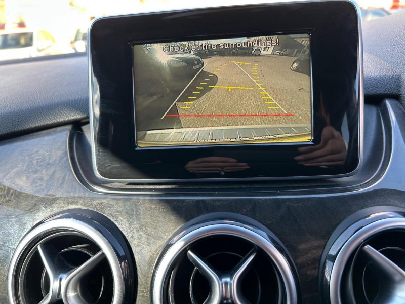 MERCEDES-BENZ B CLASS