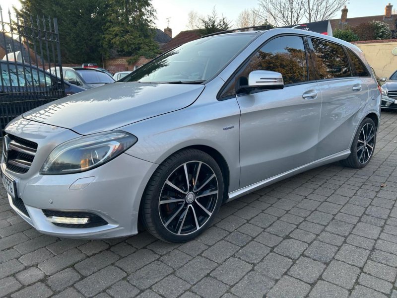 MERCEDES-BENZ B CLASS