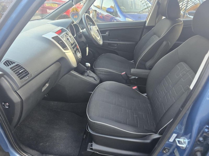 KIA VENGA