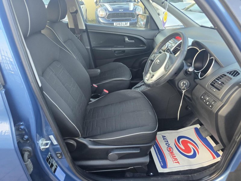 KIA VENGA