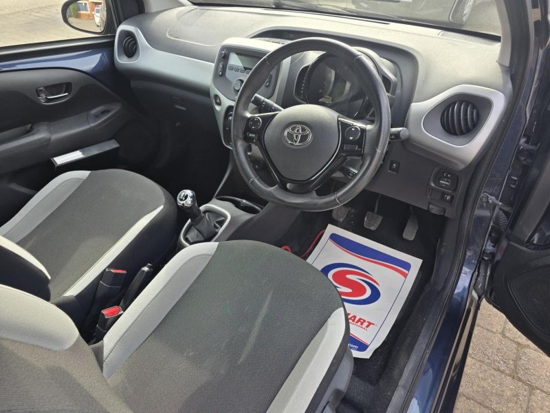 TOYOTA AYGO