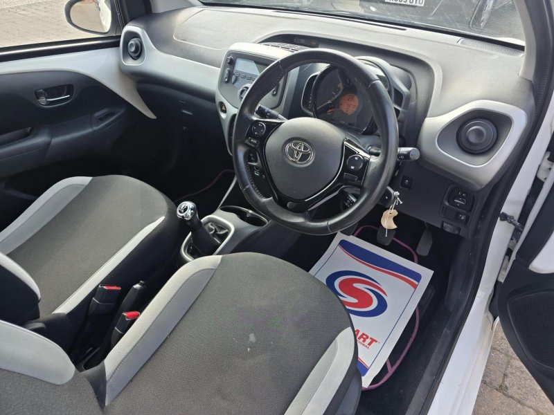 TOYOTA AYGO