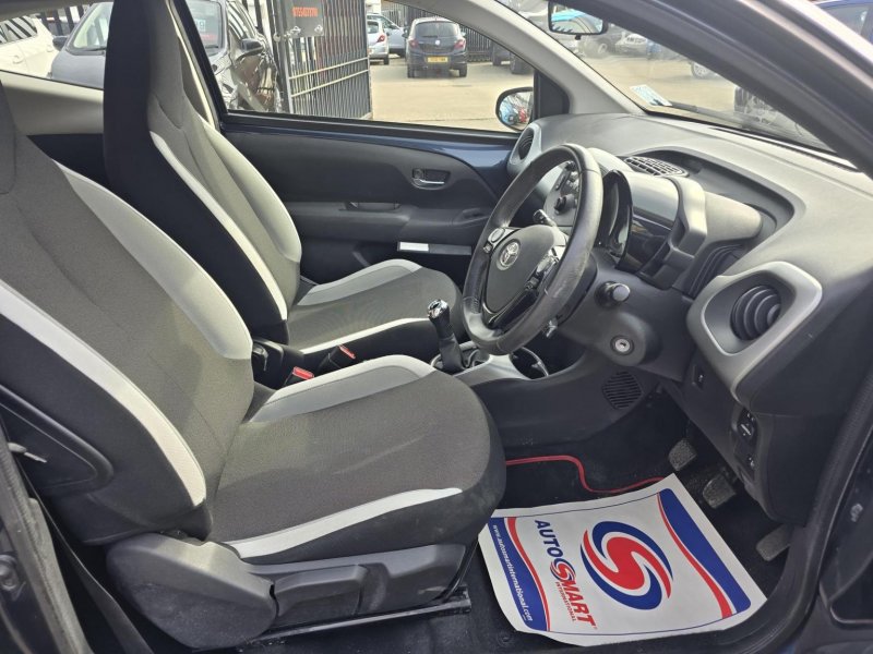 TOYOTA AYGO