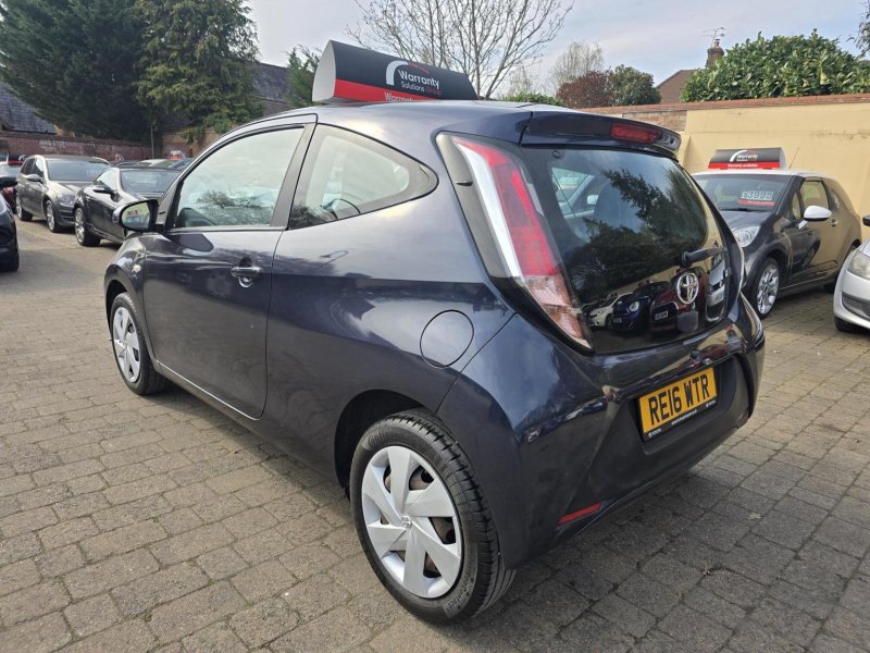 TOYOTA AYGO