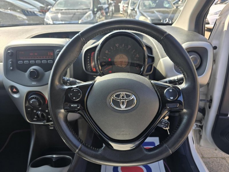 TOYOTA AYGO
