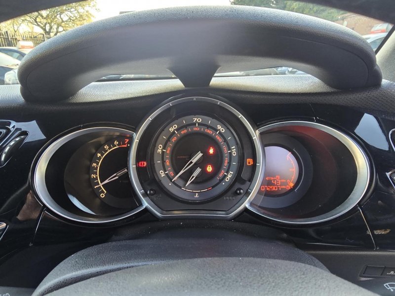 CITROEN DS3