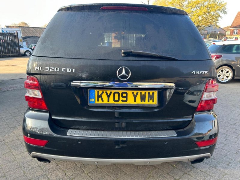 MERCEDES-BENZ M CLASS