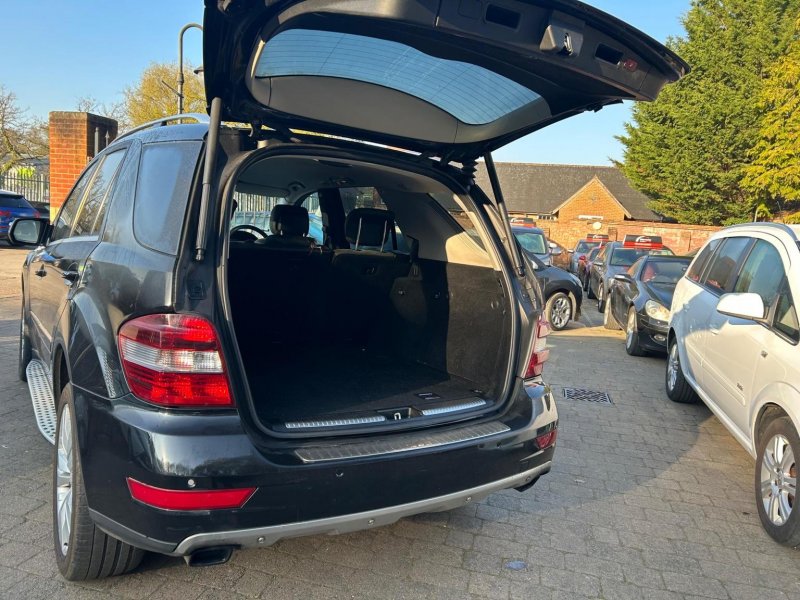 MERCEDES-BENZ M CLASS
