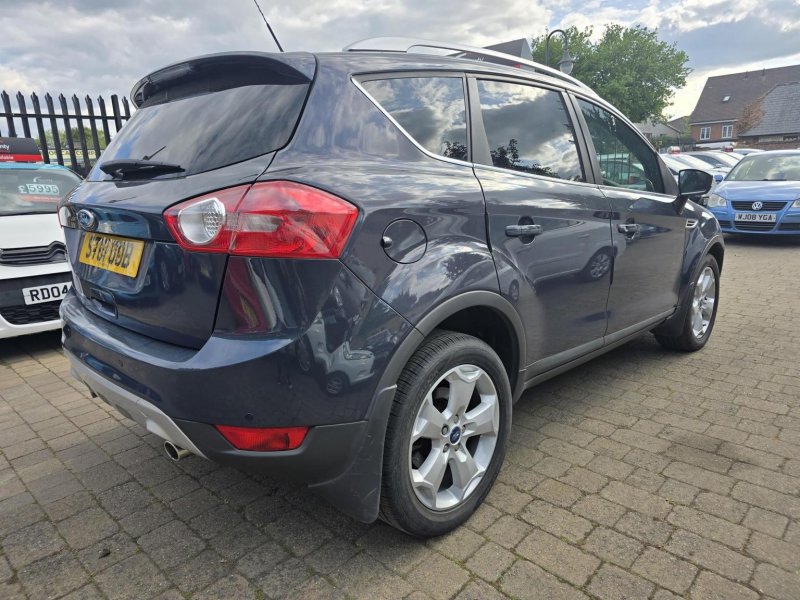 FORD KUGA