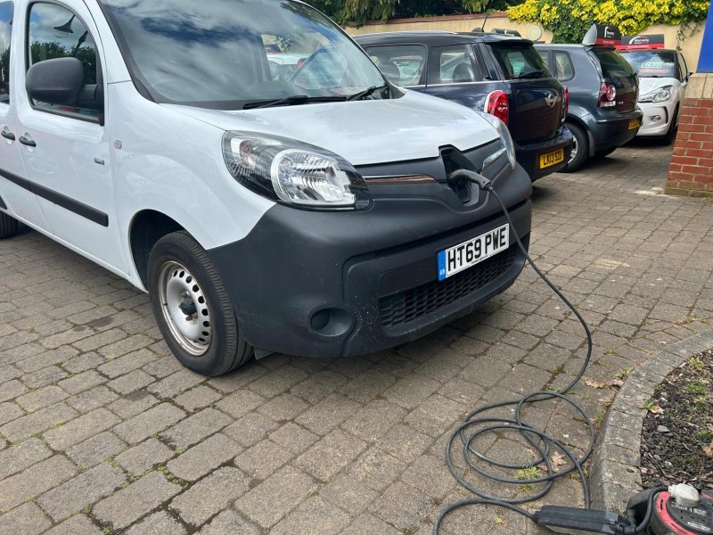RENAULT KANGOO MAXI