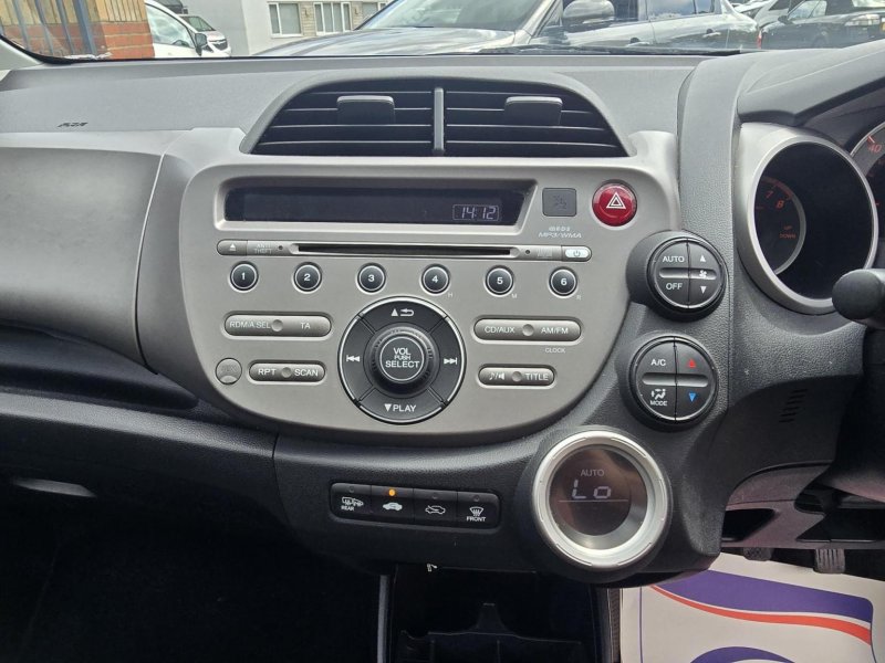 HONDA JAZZ
