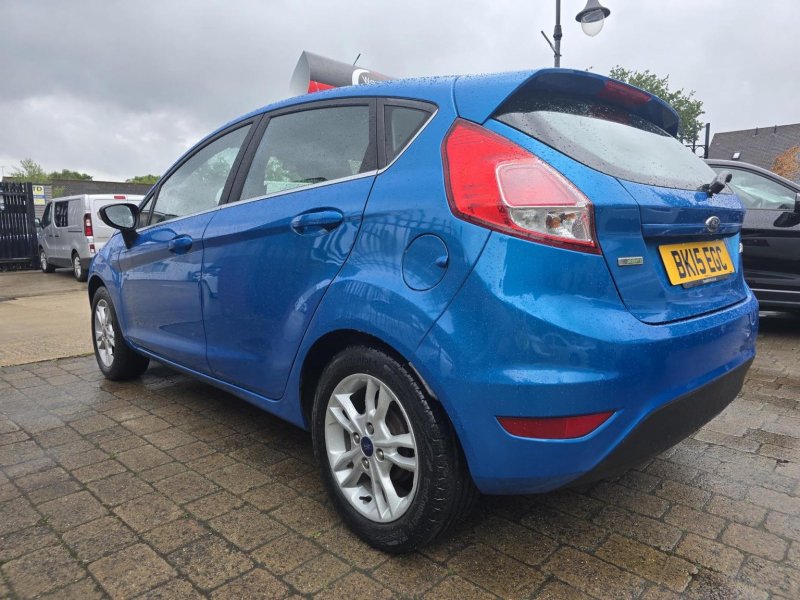 FORD FIESTA