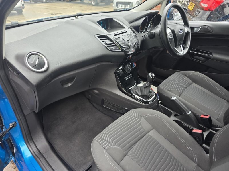 FORD FIESTA